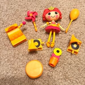 Lalaloopsy let play orange collection.